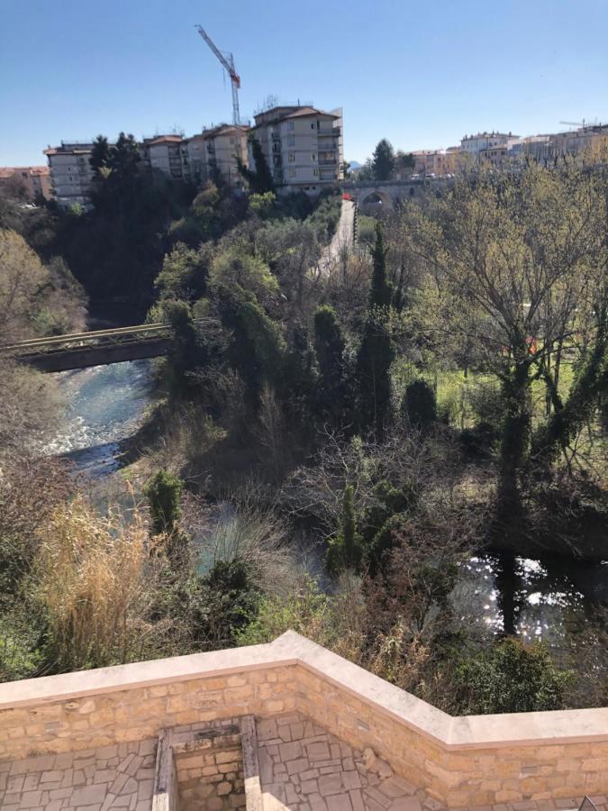 فيلا La Casa Sul Fiume أسكولي بيتشينو المظهر الخارجي الصورة